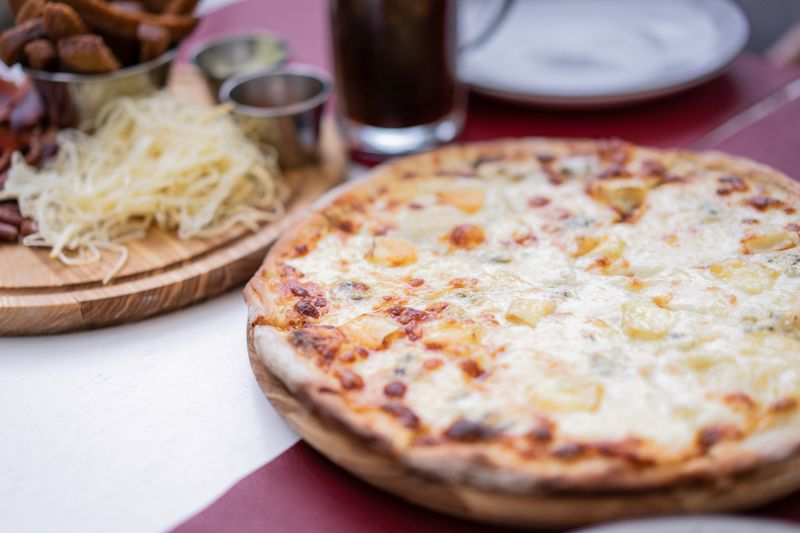 Classic Margherita Pizza from Pizza inn